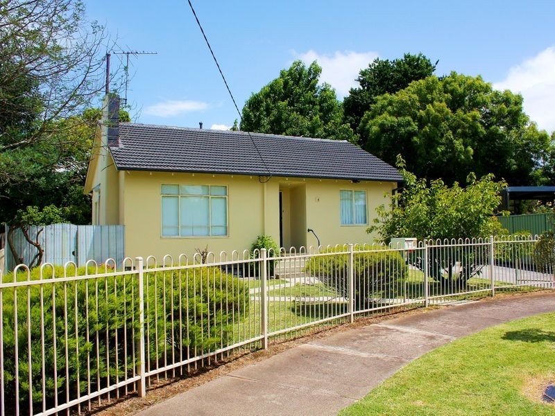 6 Maple Court, Doveton VIC 3177