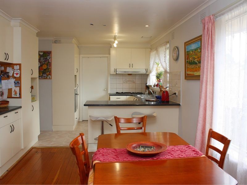 4 Mitchell Court, Noble Park VIC 3174