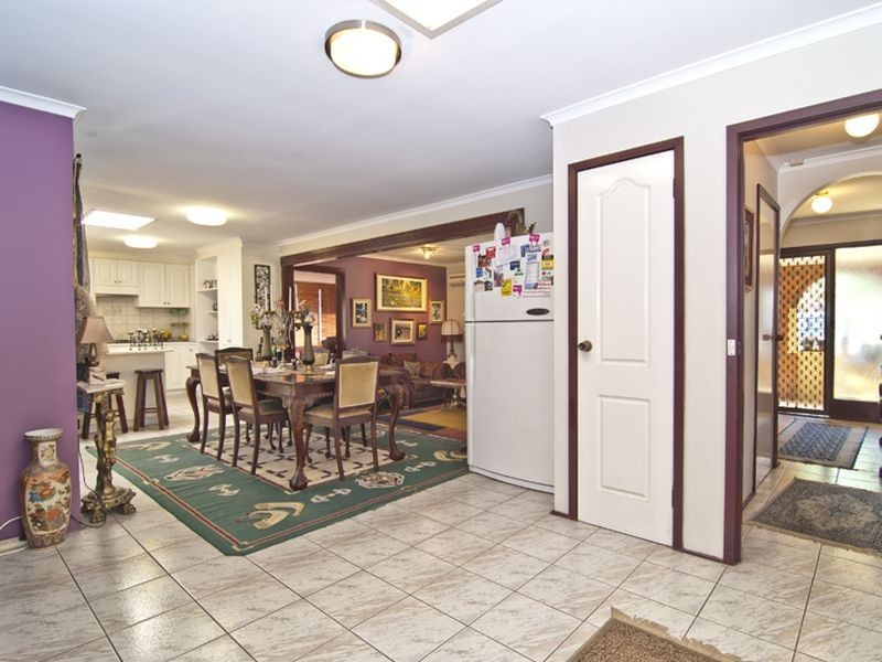 8 Admirala Avenue, Dandenong North VIC 3175