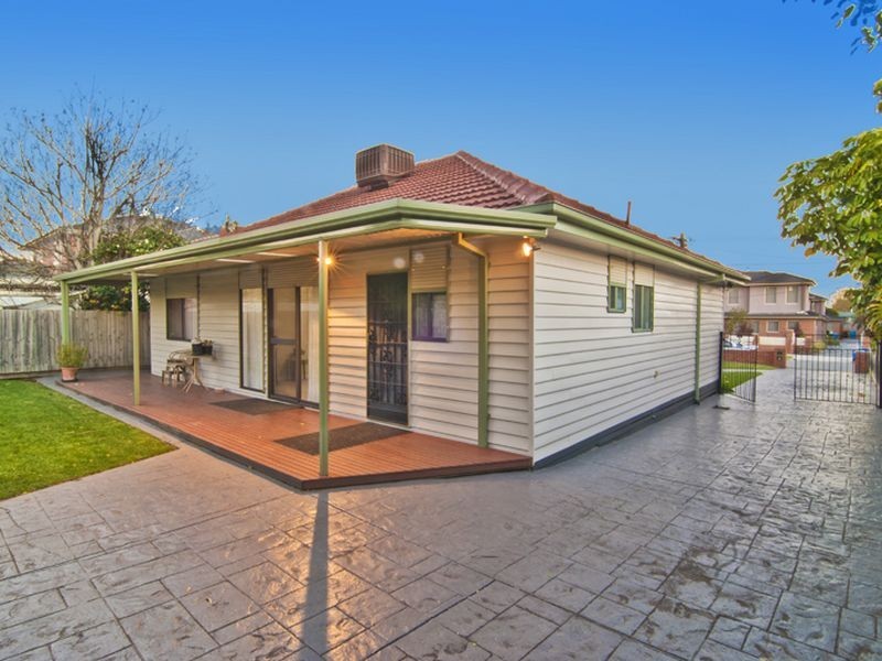 15 Raymond Street, Noble Park VIC 3174