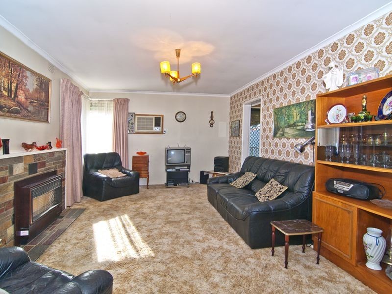 15 Bristol Court, Noble Park VIC 3174