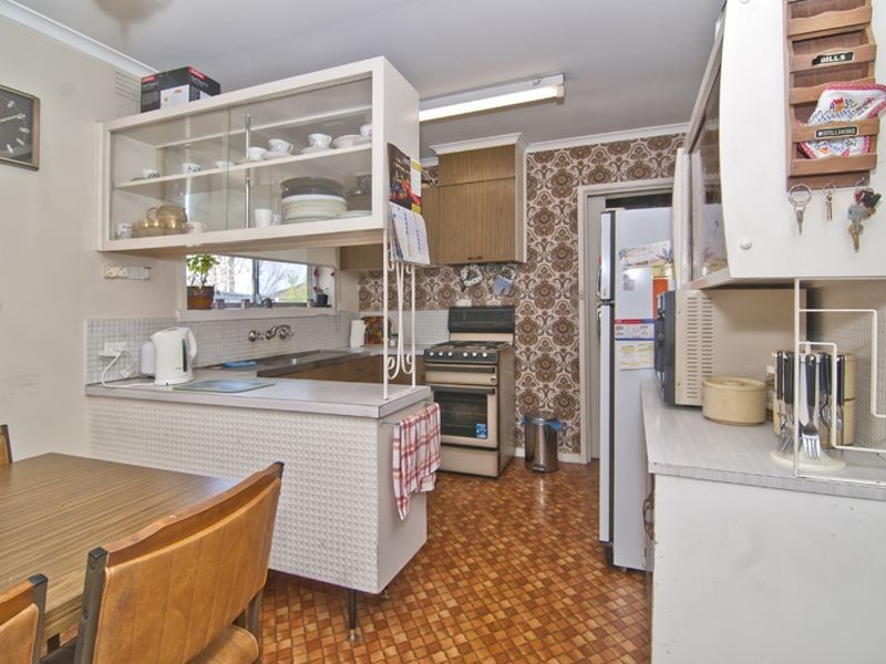 15 Bristol Court, Noble Park VIC 3174