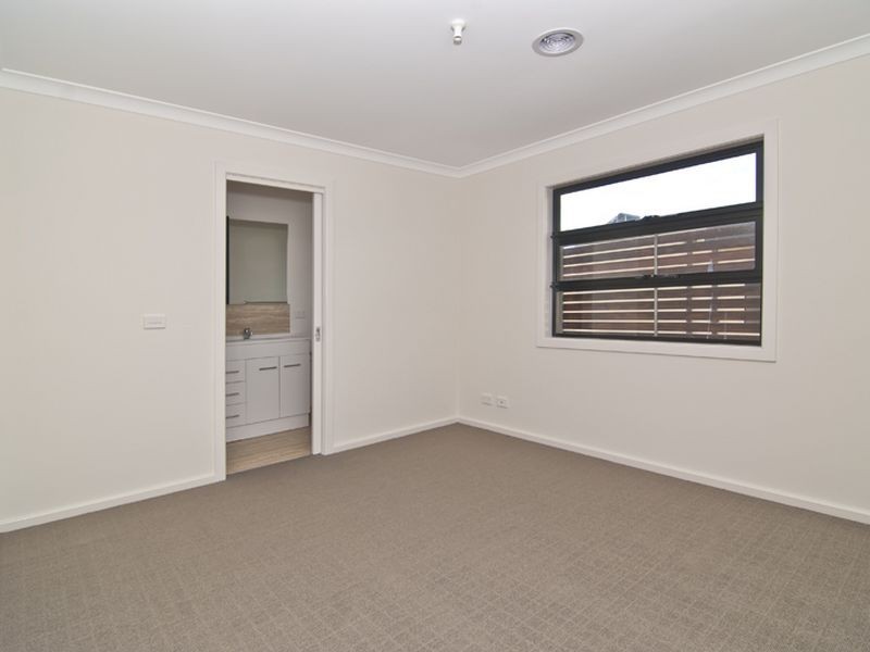 2/17 Knox Street, Noble Park VIC 3174