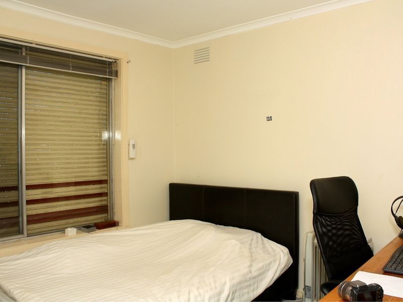 26 Fairbank Road, Clayton South VIC 3169