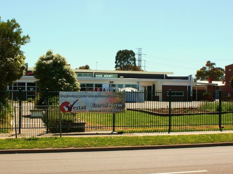 26 Fairbank Road, Clayton South VIC 3169