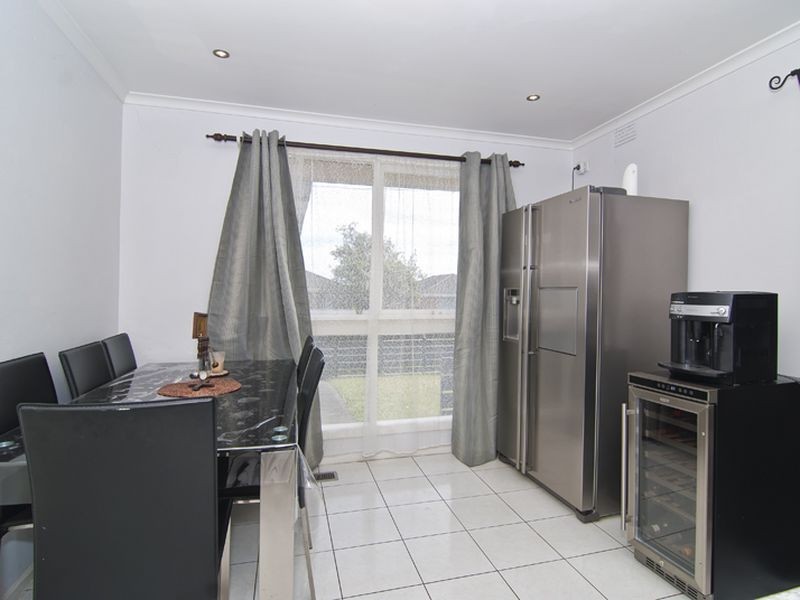 1 Sussex Street, Noble Park VIC 3174