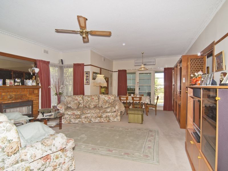 62 Leonard Avenue, Noble Park VIC 3174