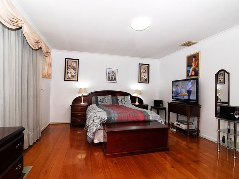 421 Cheltenham Road, Keysborough VIC 3173