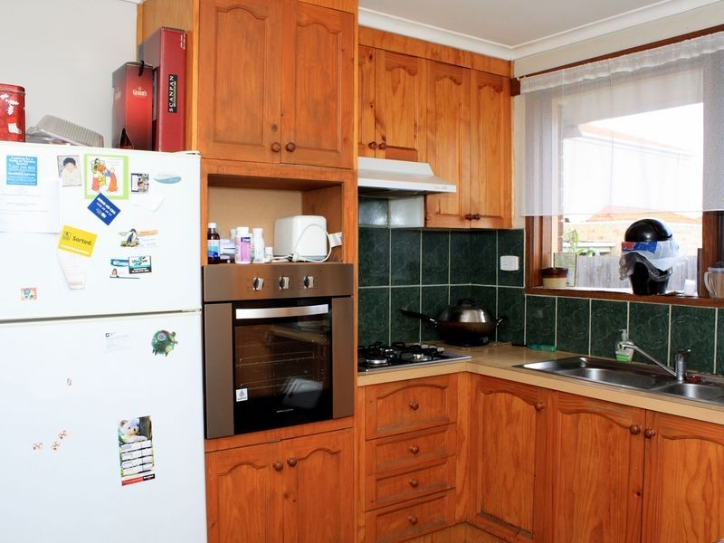 3/10 Day Street, Dandenong VIC 3175