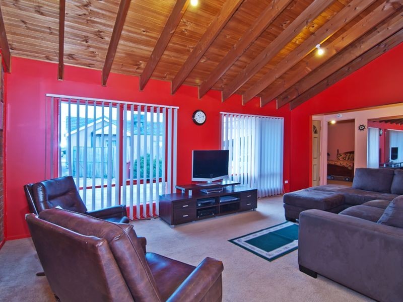 2/25B Leonard Avenue, Noble Park VIC 3174