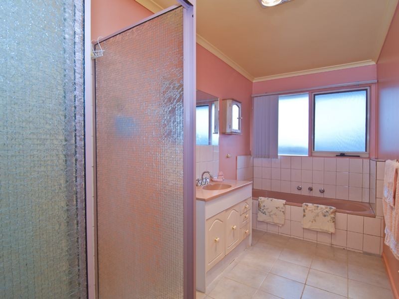 2/25B Leonard Avenue, Noble Park VIC 3174