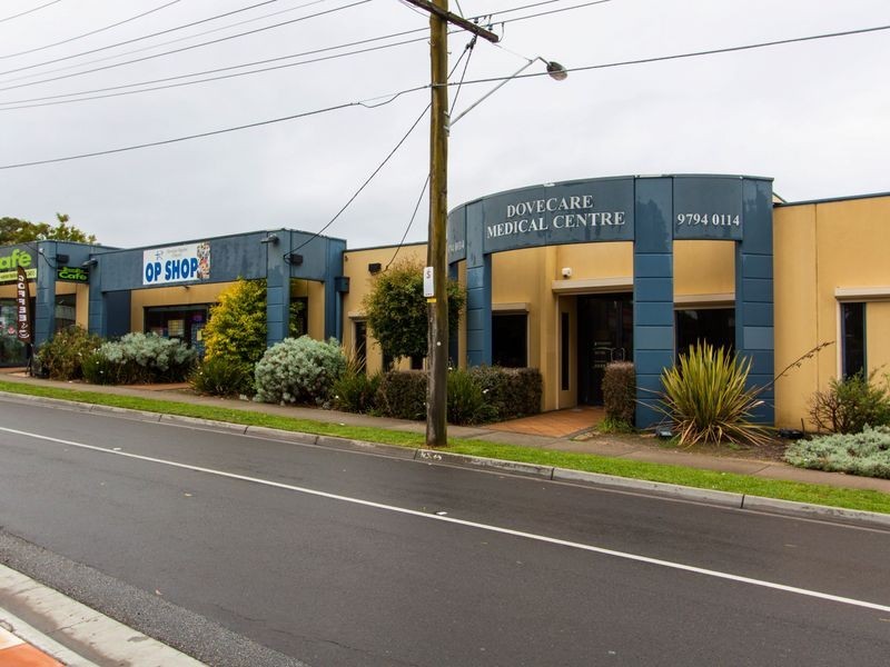 2/8 Prunus Grove, Doveton VIC 3177