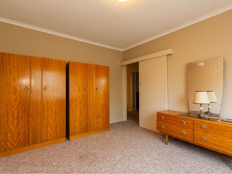 31 Waratah Drive, Dandenong North VIC 3175