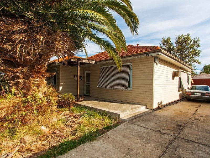 13 Arthur Street, St Albans VIC 3021