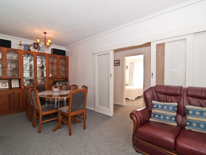 1 Albany Court, Noble Park North VIC 3174