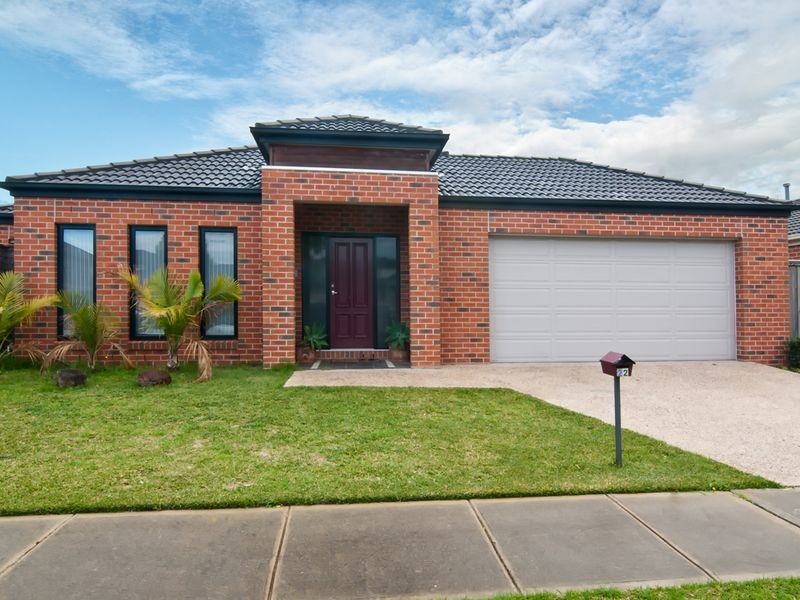 22 Emmaline Crescent, Keysborough VIC 3173