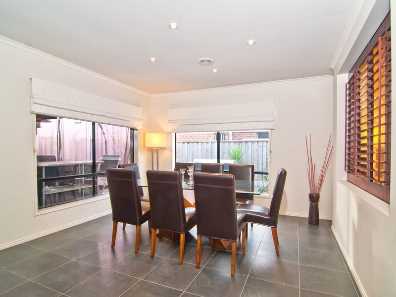 22 Emmaline Crescent, Keysborough VIC 3173