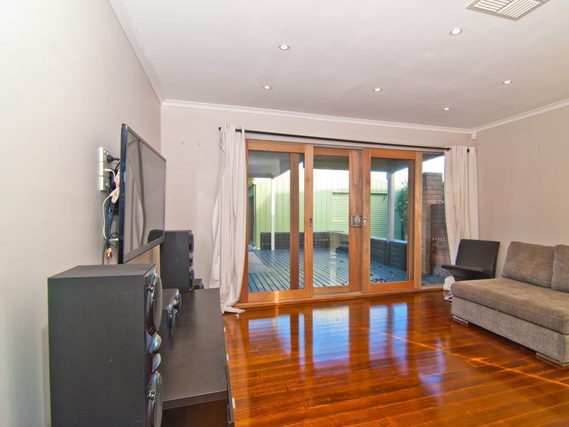 8 Norlane Street, Keysborough VIC 3173