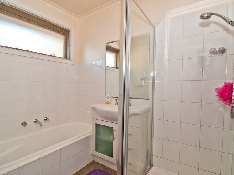 1/68 Rebecca Street, Doveton VIC 3177