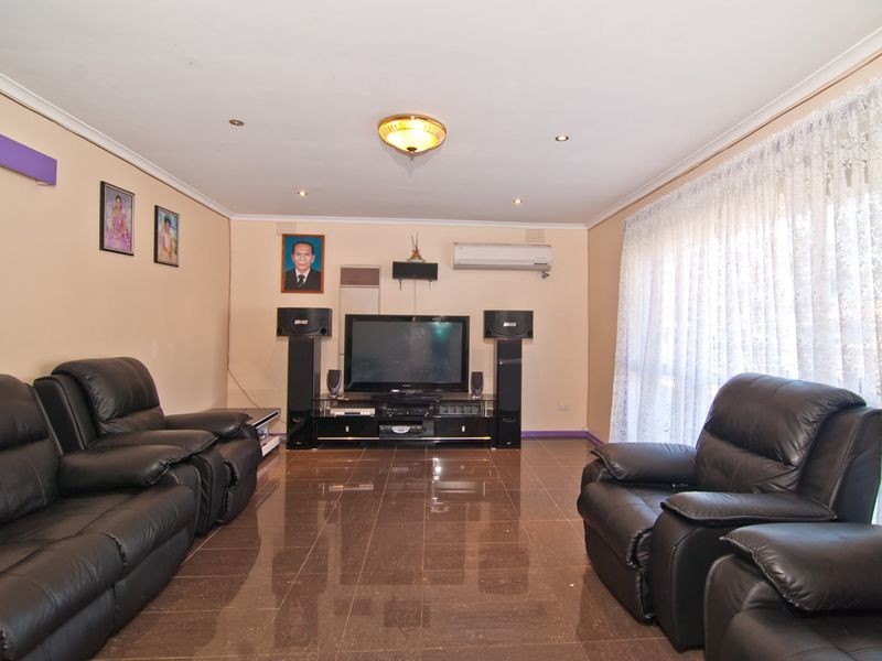 16 Alderney Road, Springvale South VIC 3172