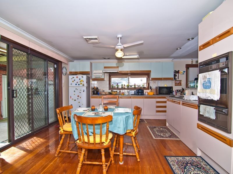 41 Narellan Drive, Keysborough VIC 3173