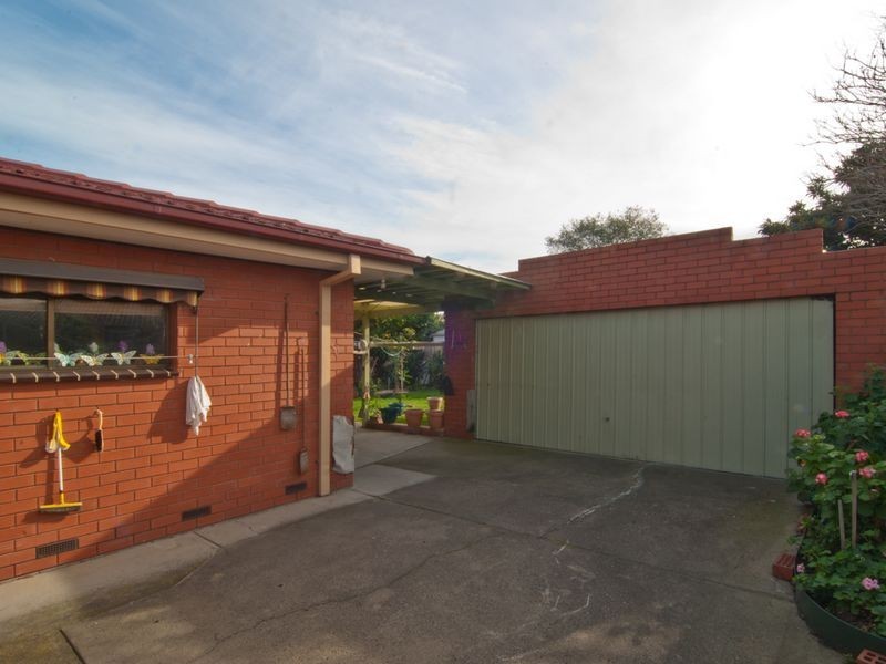 41 Narellan Drive, Keysborough VIC 3173