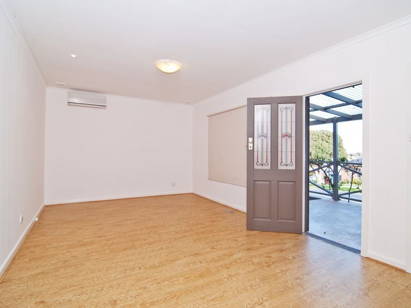 1/16 Sheoak Street, Doveton VIC 3177