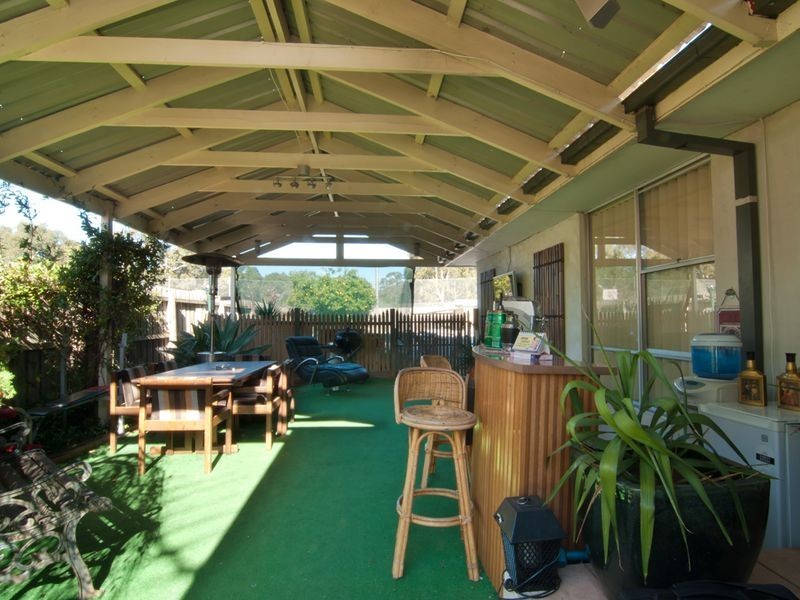 29 Mons Parade, Noble Park VIC 3174