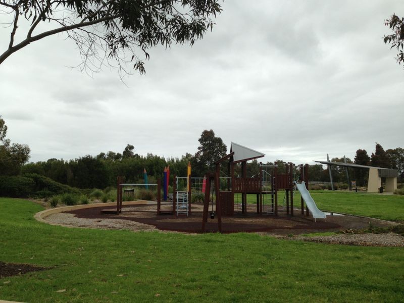 34 Hidden Grove Blvd, Keysborough VIC 3173