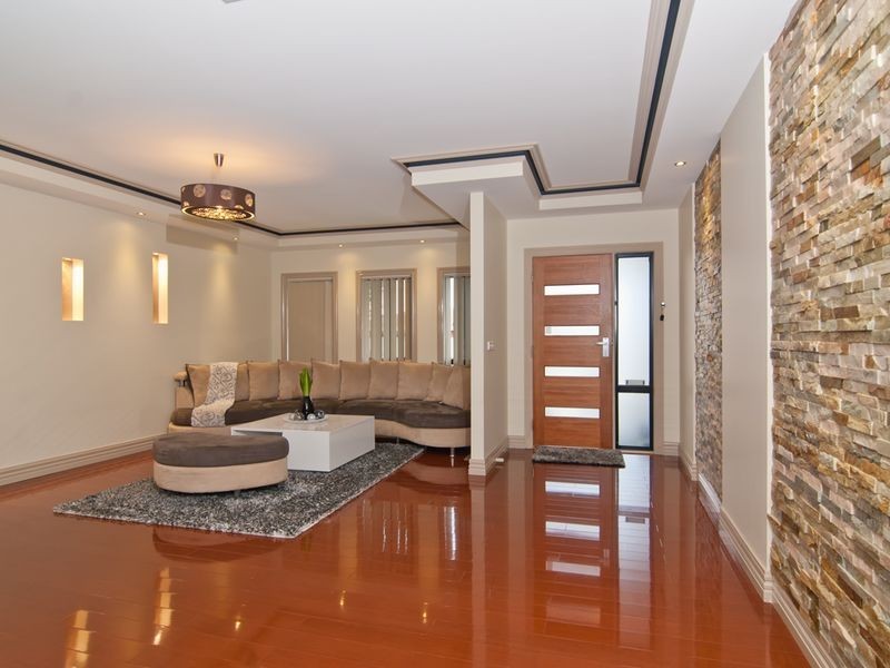 4 Wall Street, Noble Park VIC 3174