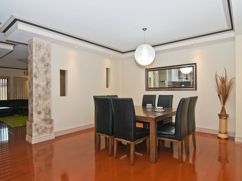 4 Wall Street, Noble Park VIC 3174