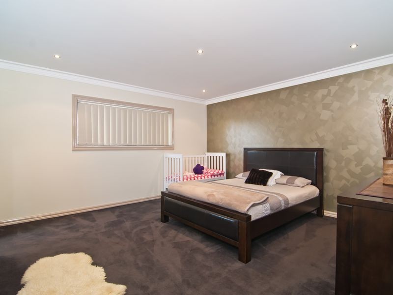 4 Wall Street, Noble Park VIC 3174