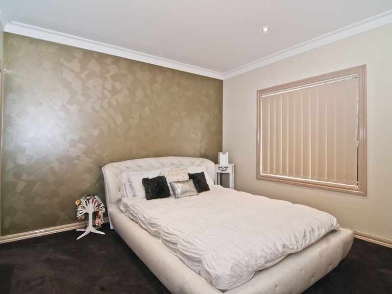4 Wall Street, Noble Park VIC 3174