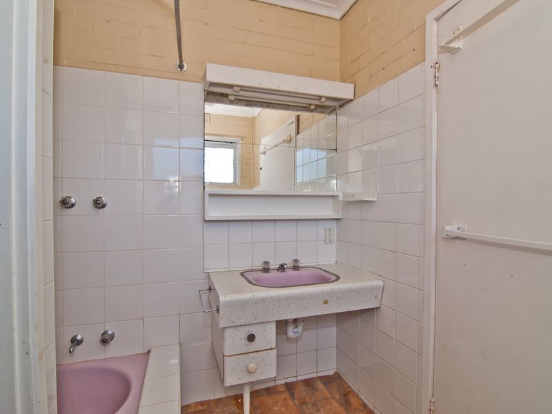 1/4 Florence Street, Noble Park VIC 3174