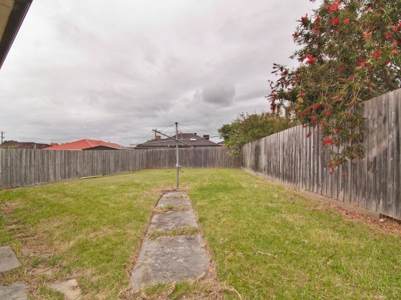 1/20 Fairbairn Street, Springvale VIC 3171