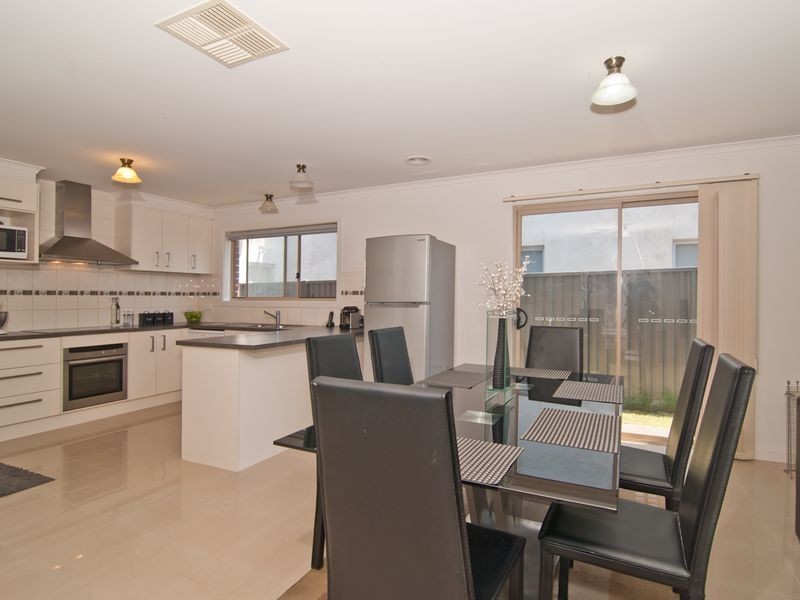 44 Hidden Grove Boulevard, Keysborough VIC 3173