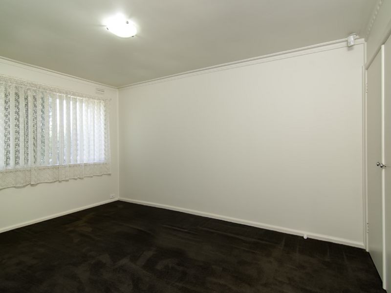 2/61 King George Parade, Dandenong VIC 3175