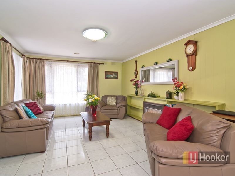 32 Kirribilli Avenue, Keysborough VIC 3173