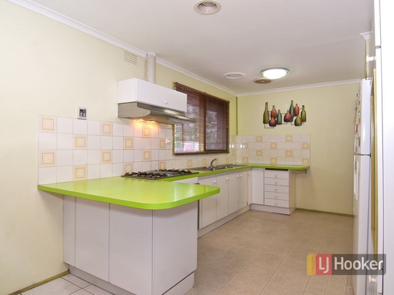 32 Kirribilli Avenue, Keysborough VIC 3173