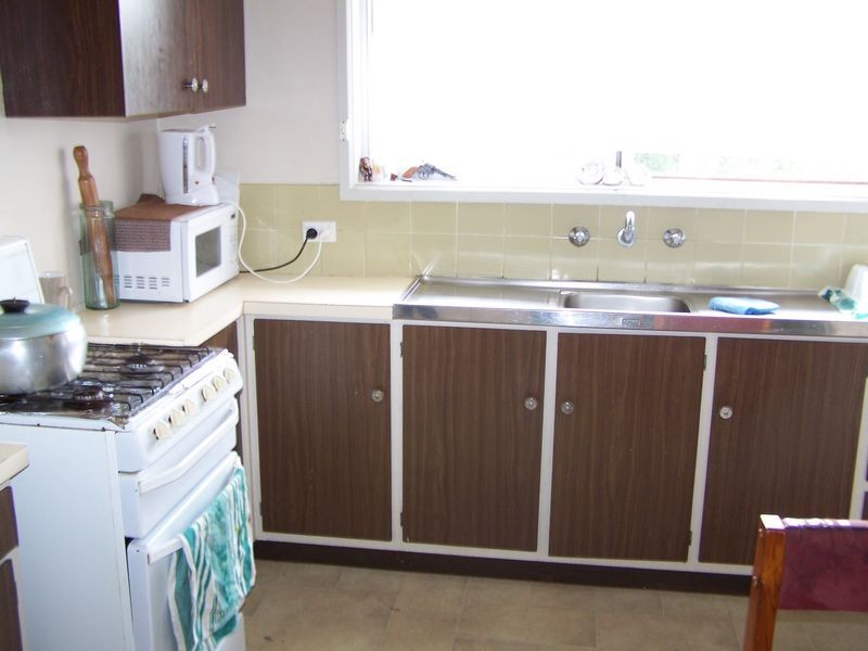 11 Walnut Crescent, Noble Park VIC 3174