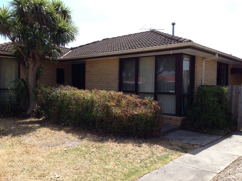 11 Walnut Crescent, Noble Park VIC 3174