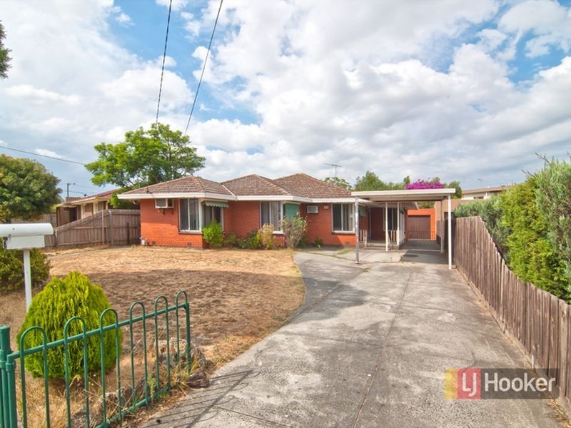 6 Narellan Drive, Keysborough VIC 3173