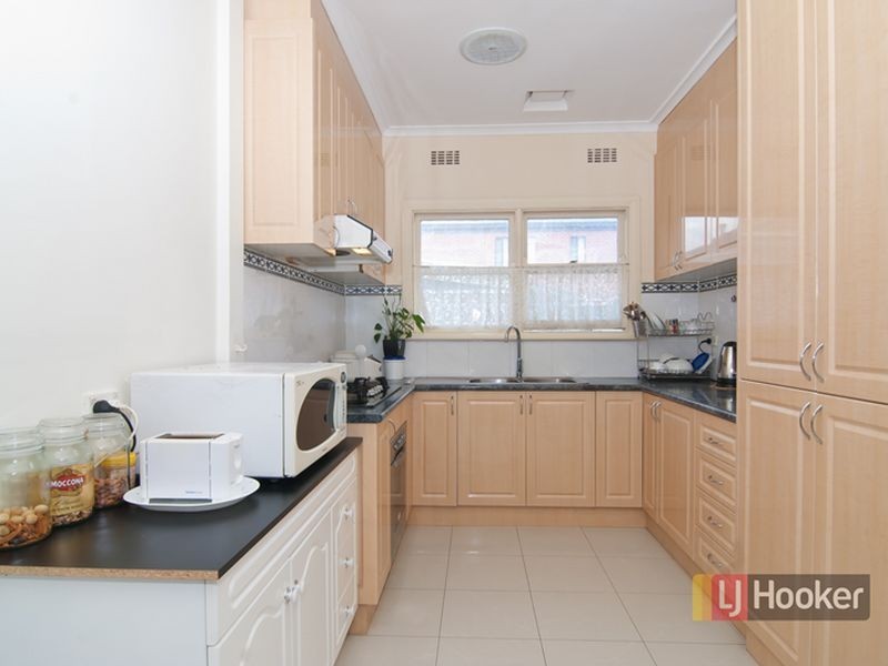 44 Whitworth Avenue, Springvale VIC 3171