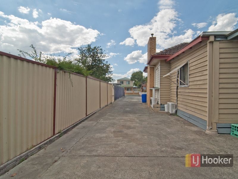 44 Whitworth Avenue, Springvale VIC 3171