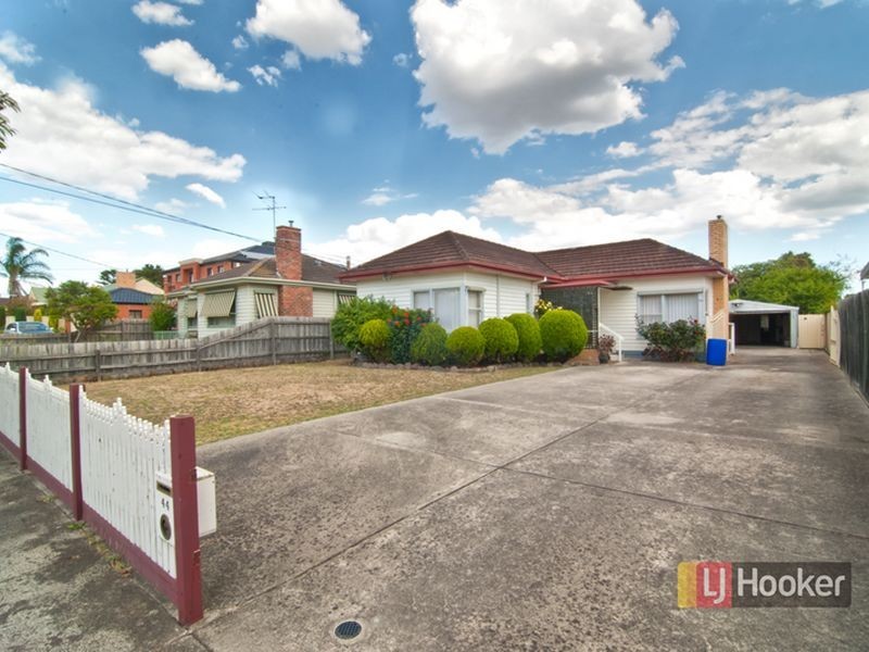 44 Whitworth Avenue, Springvale VIC 3171