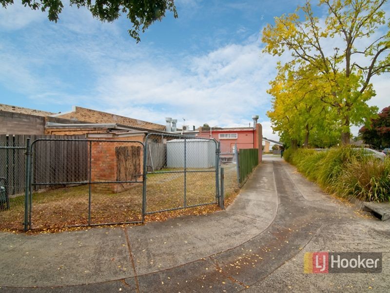 69 Blackburn Road, Mount Waverley VIC 3149