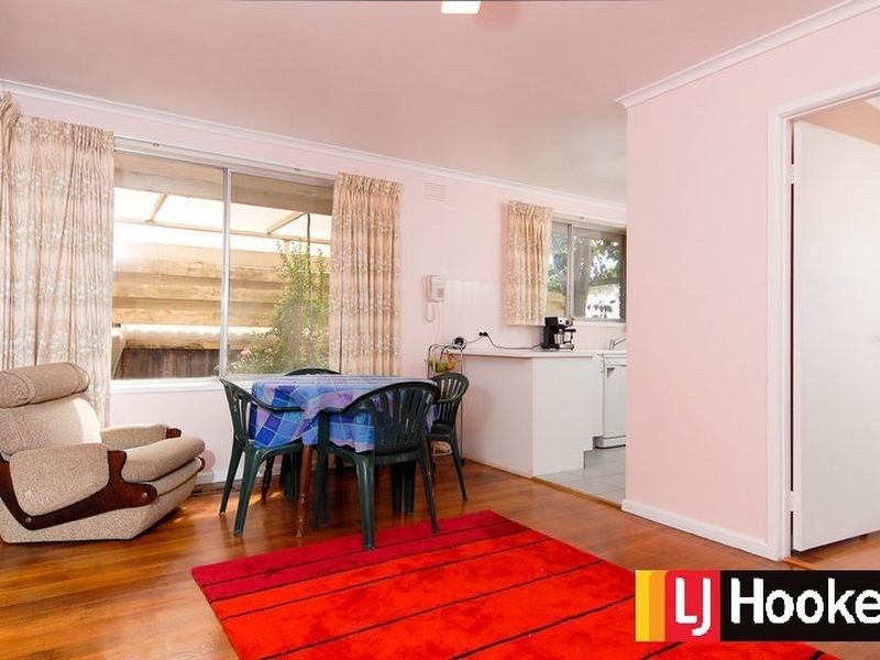 11 Chateau Avenue, Narre Warren VIC 3805