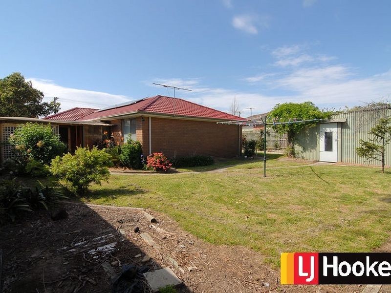 11 Chateau Avenue, Narre Warren VIC 3805