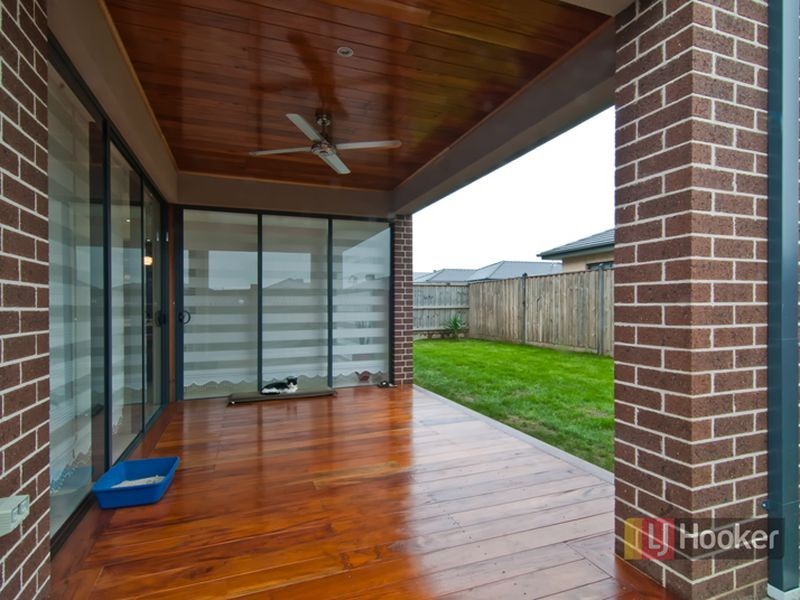 27 Juneberry Drive, Keysborough VIC 3173