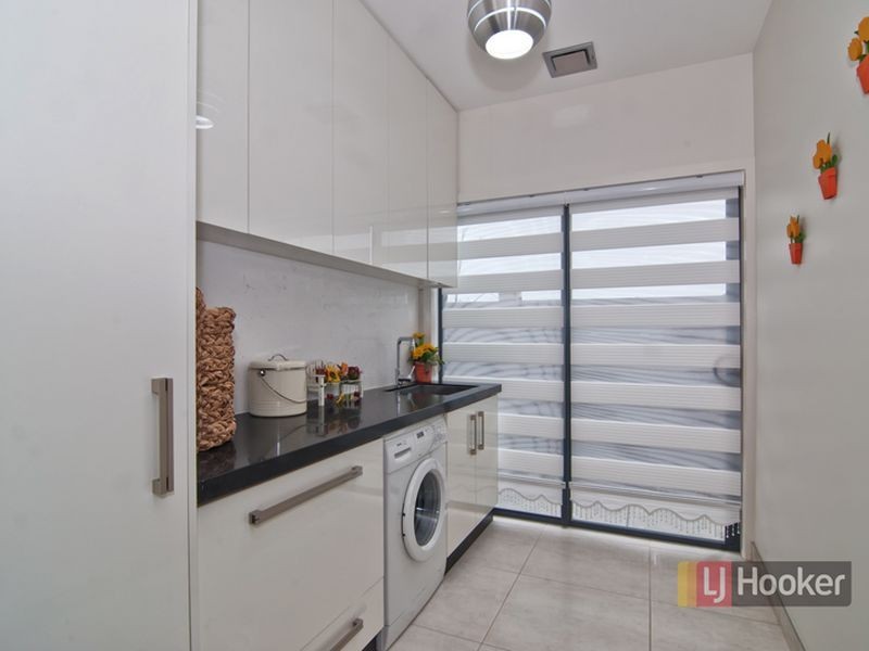 27 Juneberry Drive, Keysborough VIC 3173